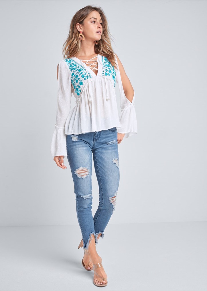 EMBROIDERED SWISS DOT TOP